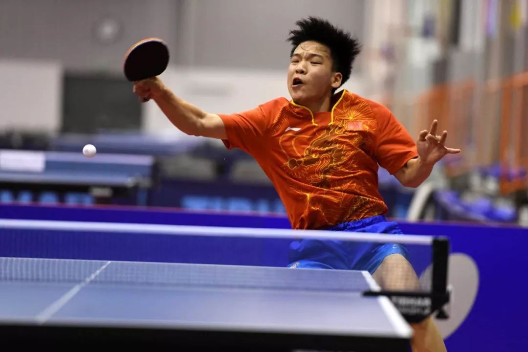 球世界的荣 球世界的荣