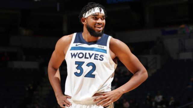 为球队贡献 为球队贡献