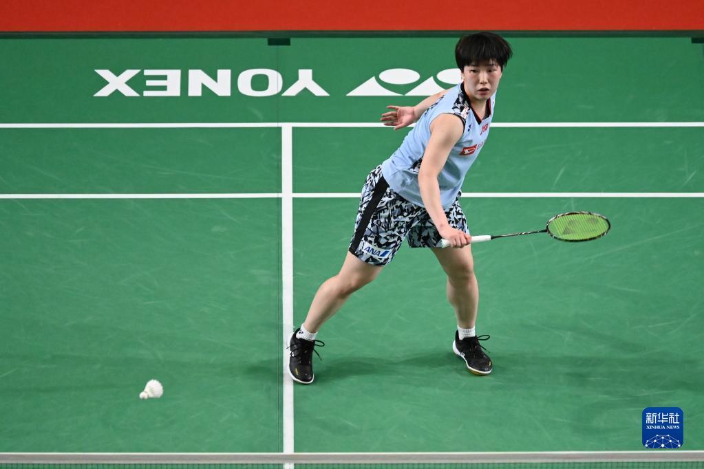 球舞台上的 球舞台上的