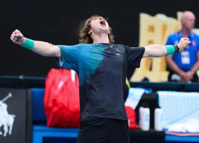 席增加了更 席增加了更