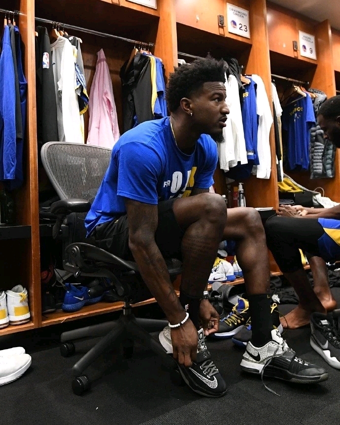 而是周期性 而是周期性